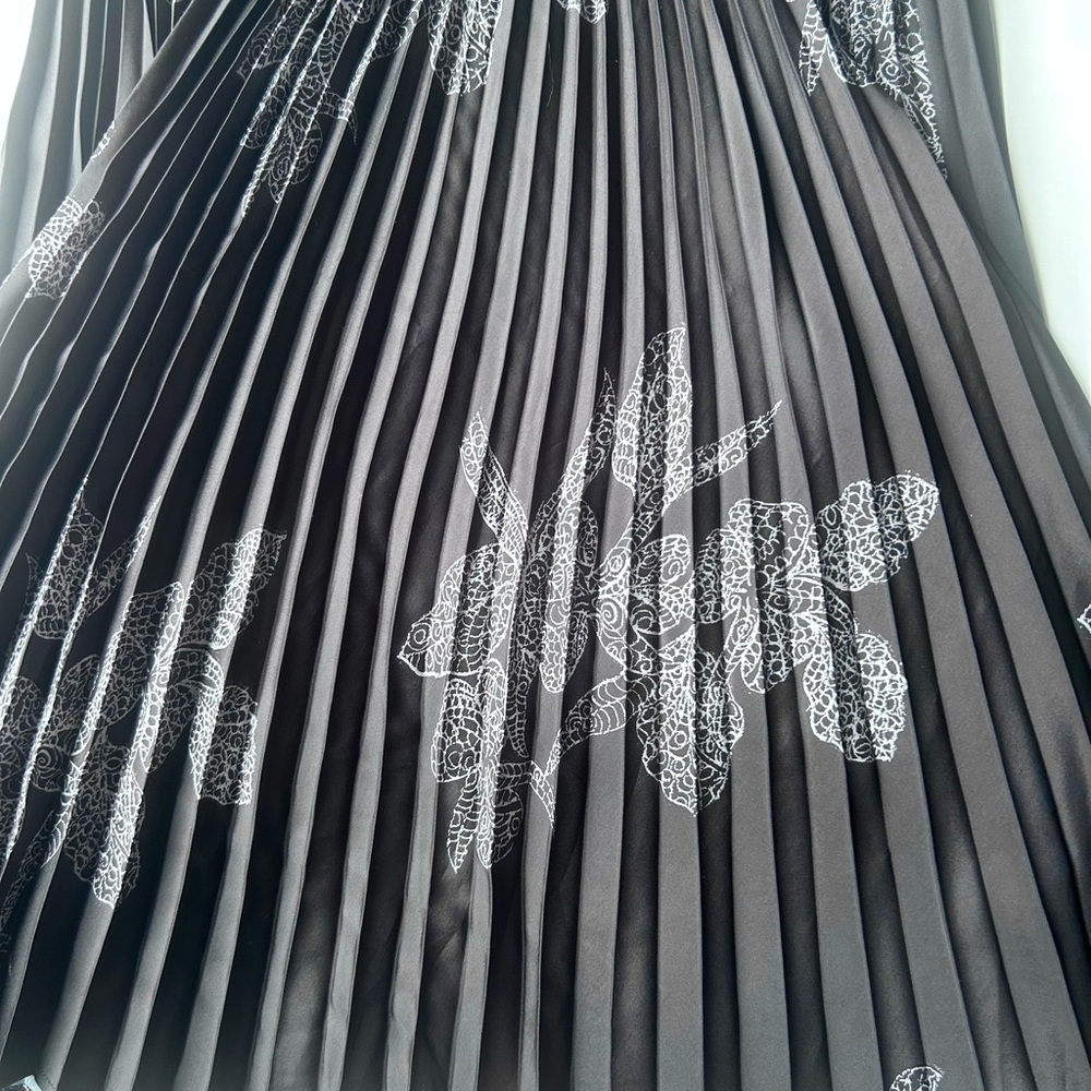 Parachute Black Pleated Midi Skirt with Silver Floral Print - Picture 4 of 6